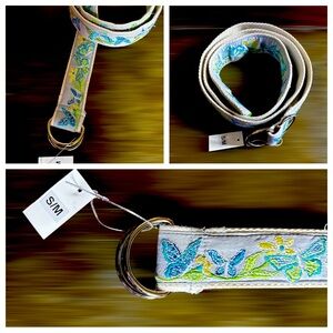 G.W.I Beautifully Embroidered
D-ring SZ S/M New